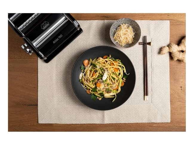 Machine à Pâtes - Atlas 150 - Design Noir - Marcato 3 Machine à Pâtes - Atlas 150 - Design Noir - Marcato – Image 3